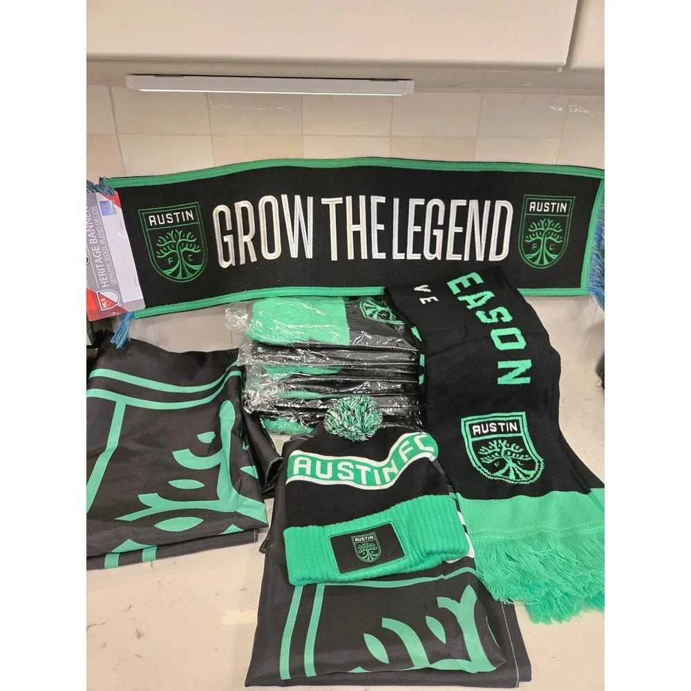 Austin FC Supporter BUndle -New Wool Heritage Banner,Scarf,Pom Beanie Hat,Flags